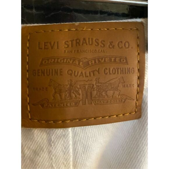 Levi’s women’s dad utility white carpenter jeans waist 24 inches - Picture 8 of 8